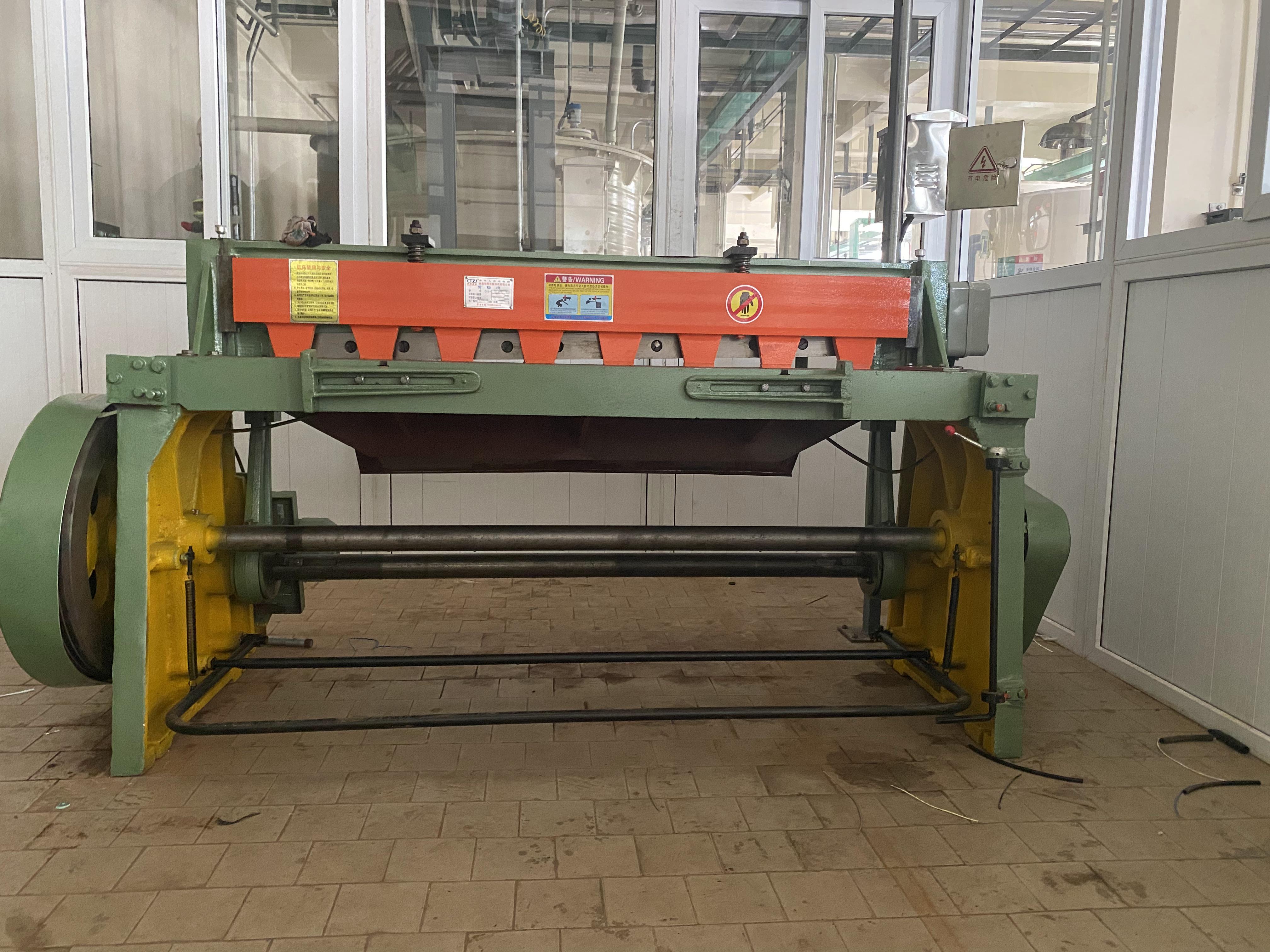 機械剪板機要如何保養